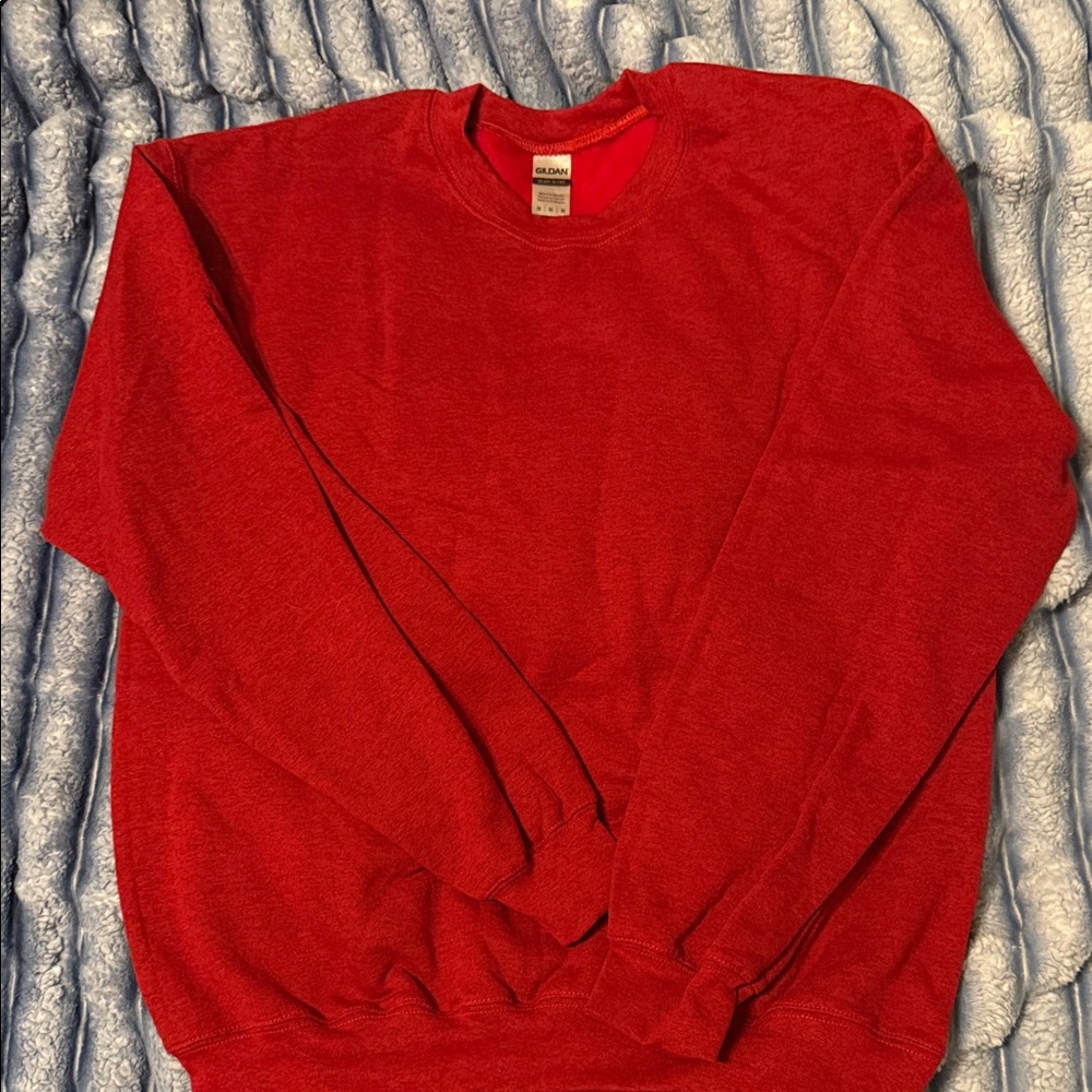 Gildan Men's Vibrant Red Crewneck Sweater